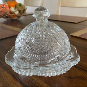 Vintage L.E. Smith Sunburst Pressed Clear Glass Round Covered Butter Dish Retro